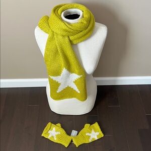 NWT Wooden Ships Lime Star wrist warmers & Scarf Set-wool:mohair blend